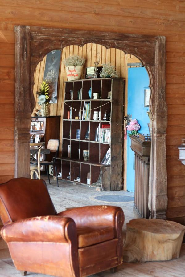 Lodges En Provence - Ecogites & Restaurant Insolites Richerenches Exteriör bild